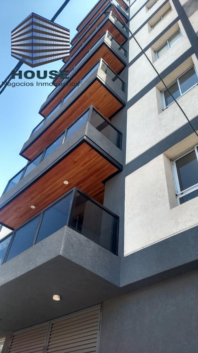 Bº GRAL PAZ -MUY LUMINOSO C/ BALCON EDIFICIO C/ PISCINA Y ASADORES — foto 2