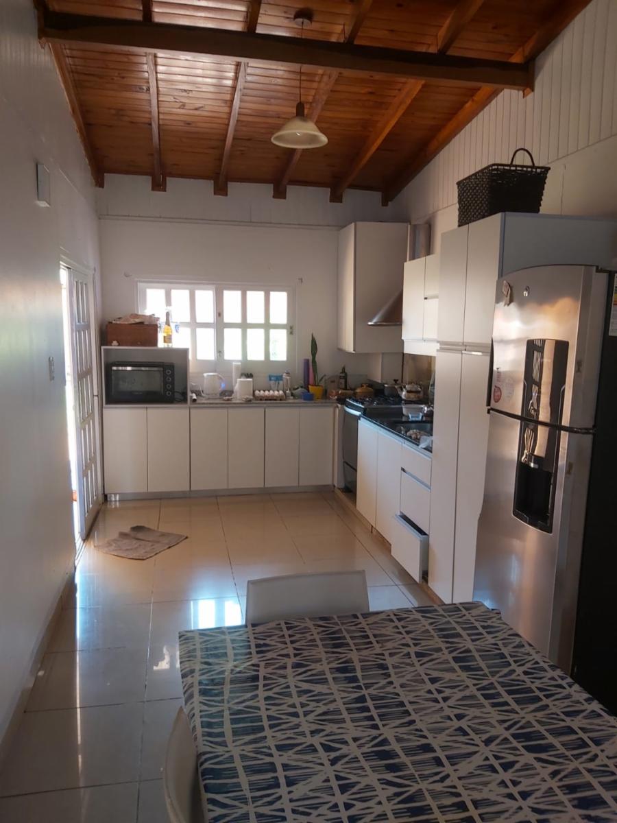 PRECIOSA CASA EN VENTA DE 3 DORMITORIOS CON QUINCHO, PARRILLA Y PILETA. — foto 5