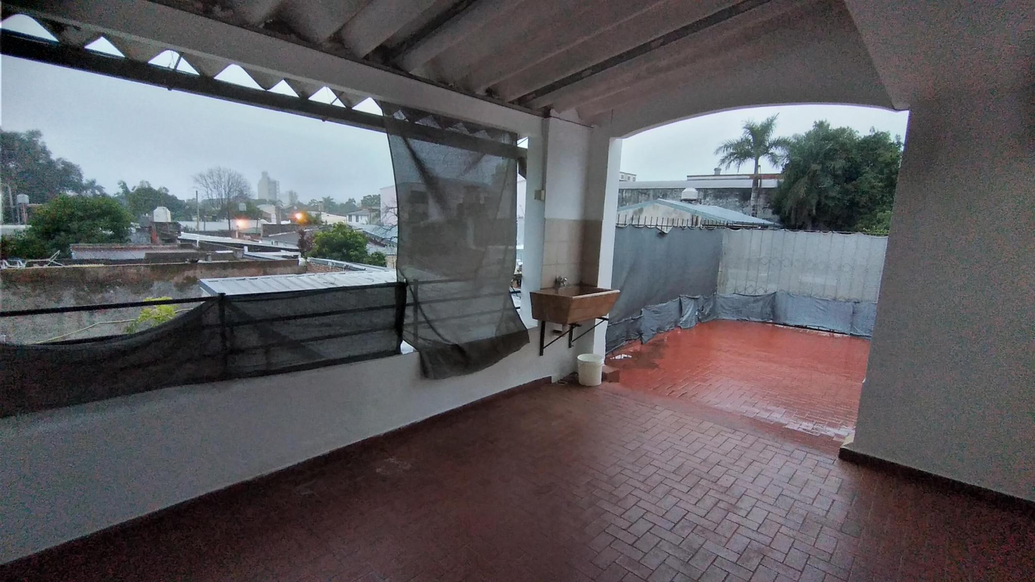 PRECIOSO PH EN VENTA SOBRE AV. LOPEZ Y PLANES - EXCELENTE UBICACIÓN. IMPERDIBLE - 9
