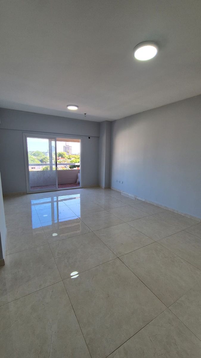 PRECIOSO DEPARTAMENTO EN VENTA DE DOS DORMITORIOS A PASOS DEL CENTRO DE LA CIUDAD DE POSADAS. - 2