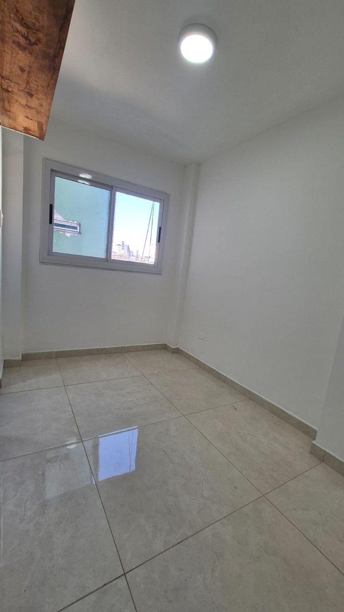 PRECIOSO DEPARTAMENTO EN VENTA DE DOS DORMITORIOS A PASOS DEL CENTRO DE LA CIUDAD DE POSADAS. - 4