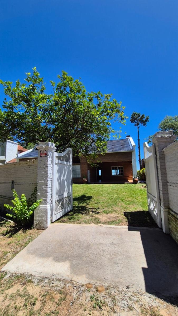 LA CASA DE TU SUEÑOS EN VENTA HERMOSA CON SALIDA AL RÍO PARANÁ — foto 2