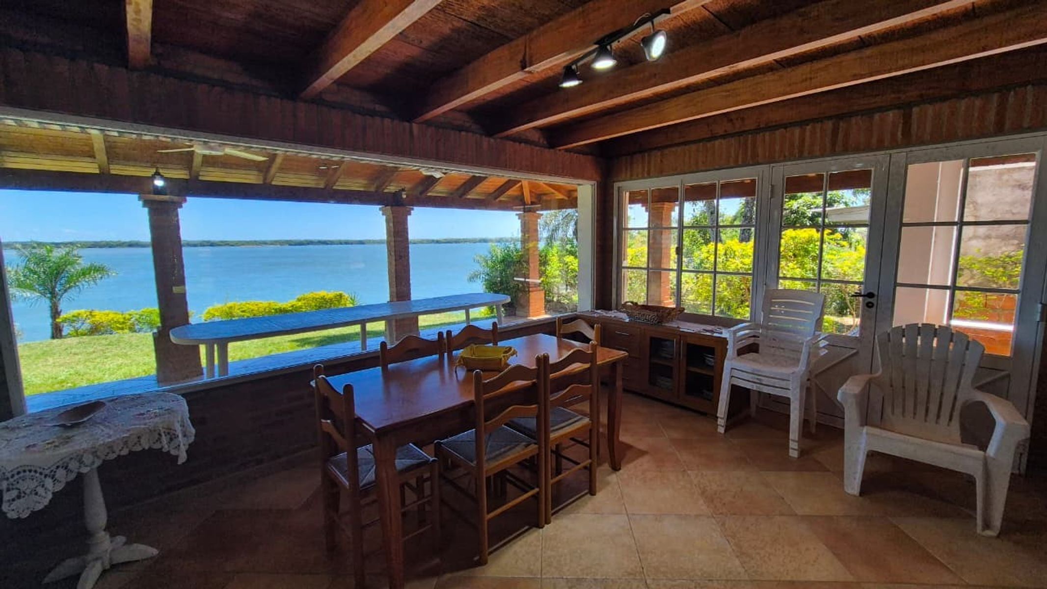 LA CASA DE TU SUEÑOS EN VENTA HERMOSA CON SALIDA AL RÍO PARANÁ — foto 5