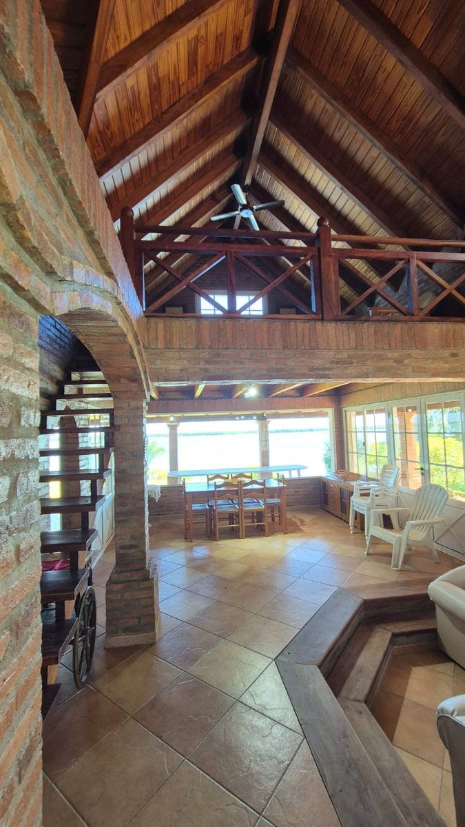 LA CASA DE TU SUEÑOS EN VENTA HERMOSA CON SALIDA AL RÍO PARANÁ — foto 8