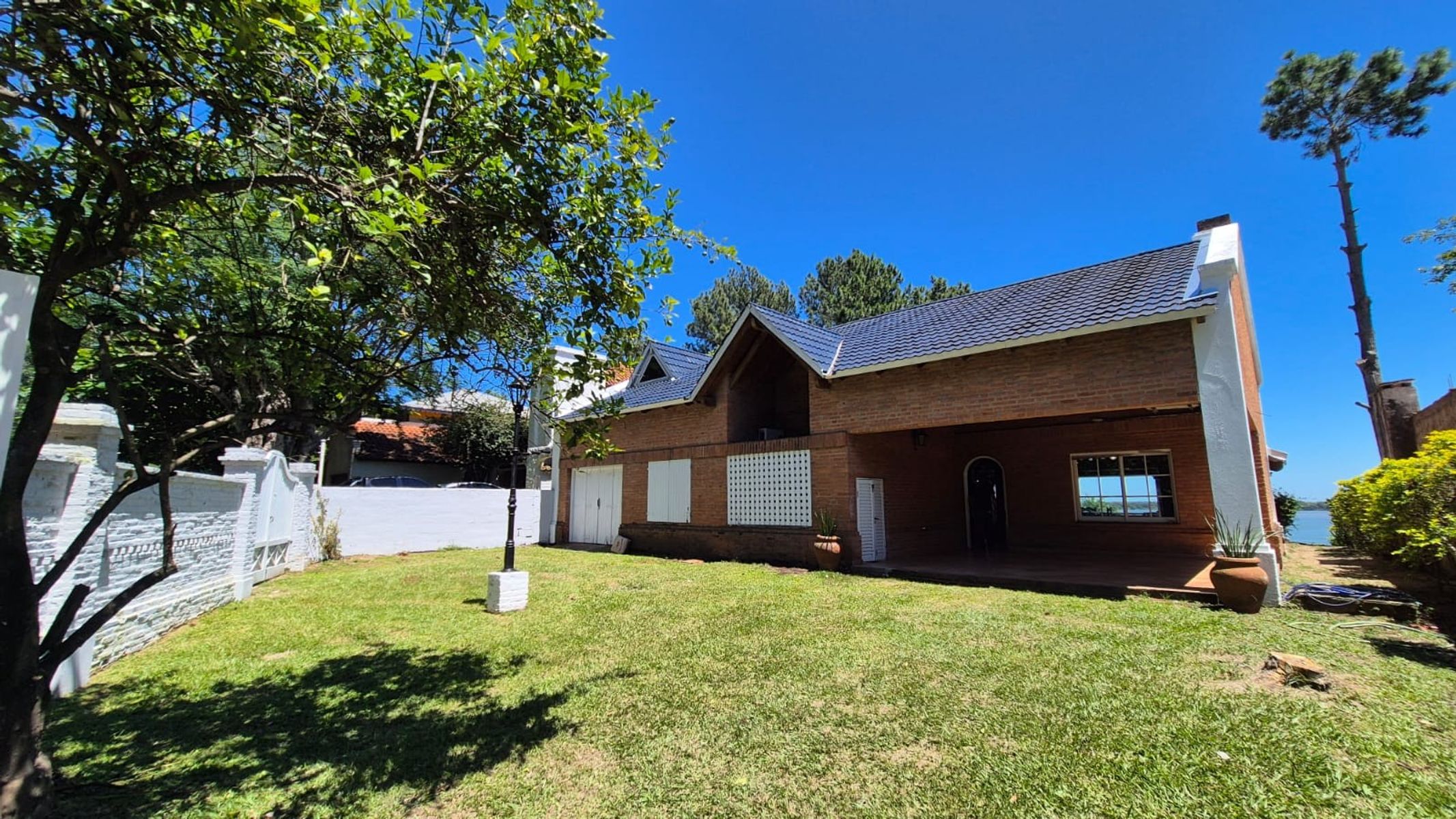 LA CASA DE TU SUEÑOS EN VENTA HERMOSA CON SALIDA AL RÍO PARANÁ — foto 14