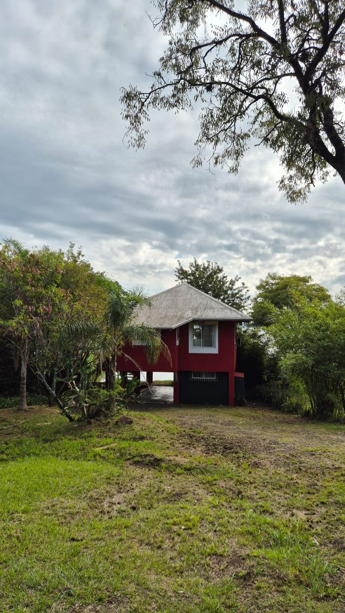PRECIOSA CASA EN VENTA EN BARRIO COSTA MANGO. IMPERDIBLE - 1