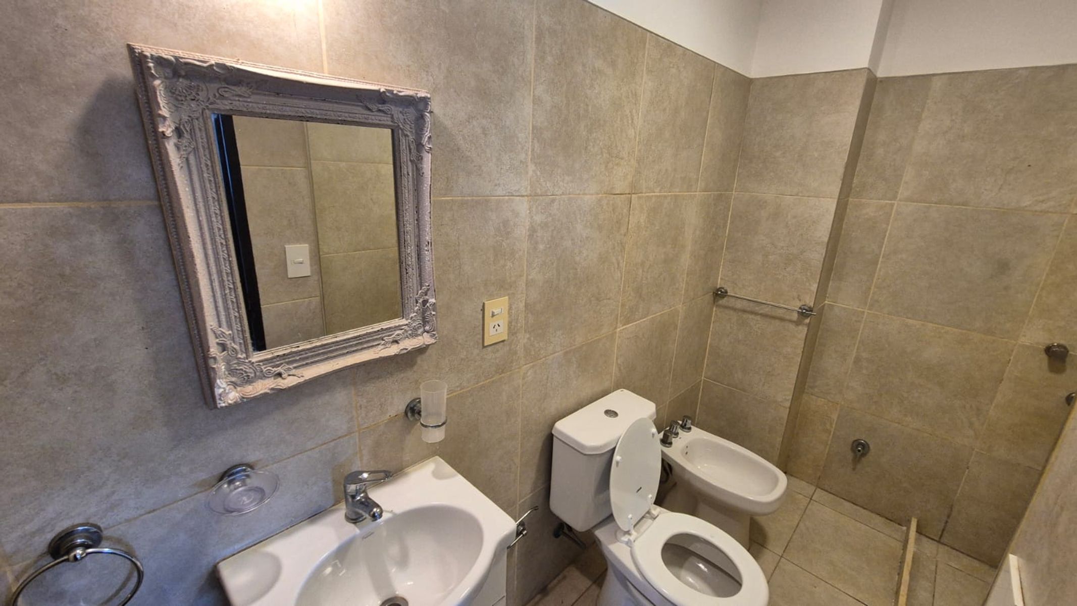 PECIOSO DEPARTAMENTO AMOBLADO DE 1 DORMITORIO EN VENTA EN LA CIUDAD DE POSADAS - 9
