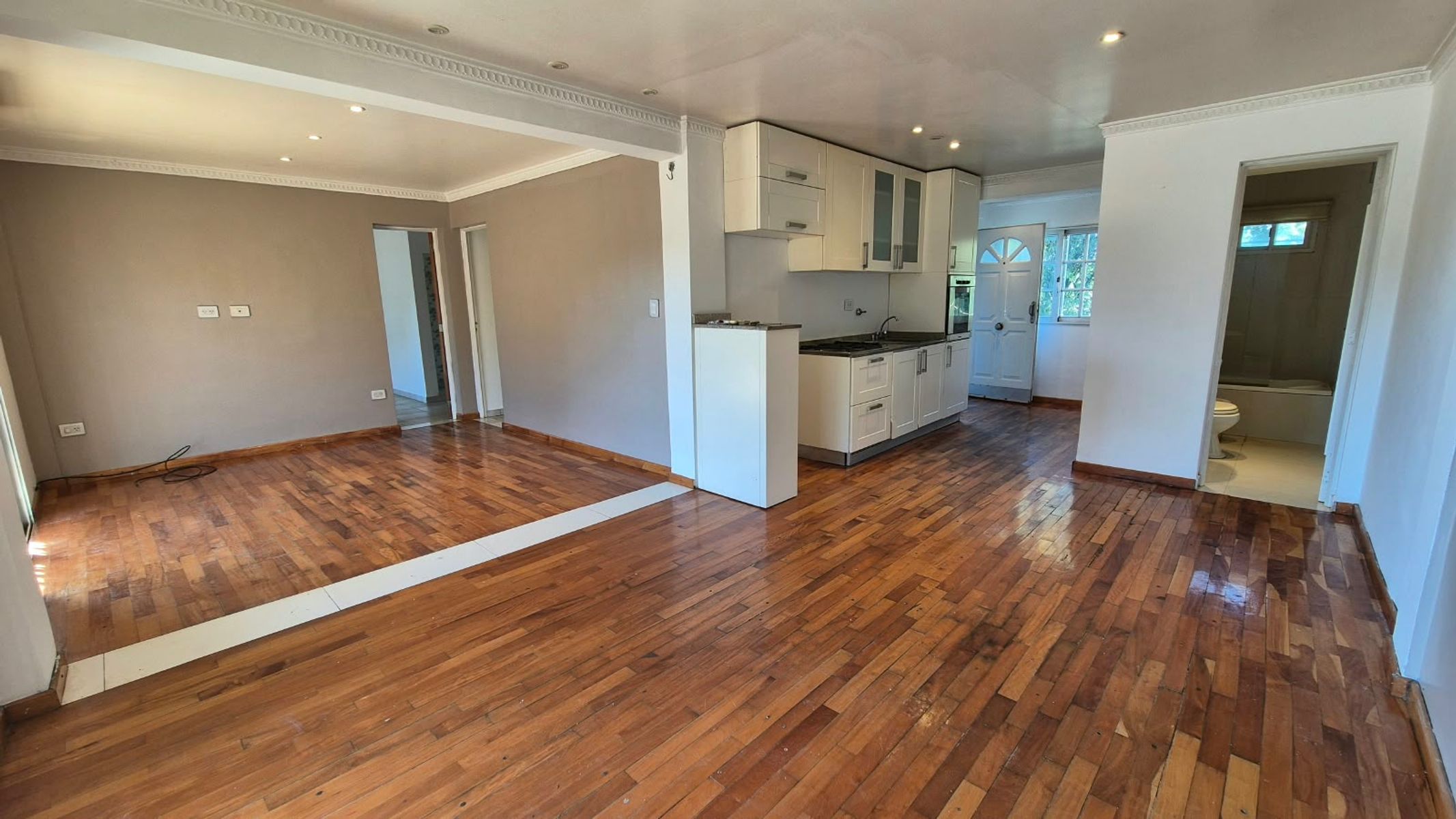 PRECIOSO DEPARTAMENTO DE 2 DORMITORIOS EN ALQUILER SOBRE AV. CENTENARIO