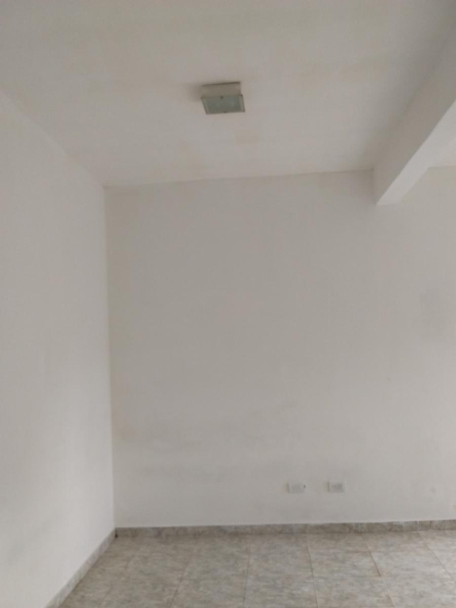 SE ALQUILA DEPARTAMENTO DE 2 AMBIENTES CON PATIO EN CASTELAR SUR — foto 6