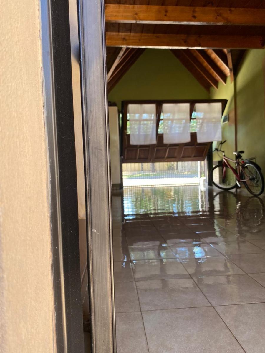 SE VENDE HERMOSA CASA CON TERRENO DE 4 AMBIENTE CON TERRENO EN ITUZAINGO — foto 12