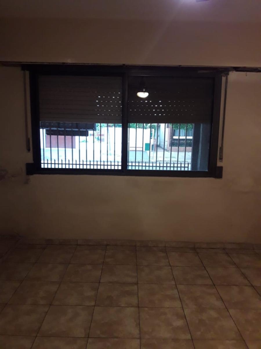 Venta Casa a Reciclar con Estupendo Lote 9,30 X 51 Lanus Este — foto 5
