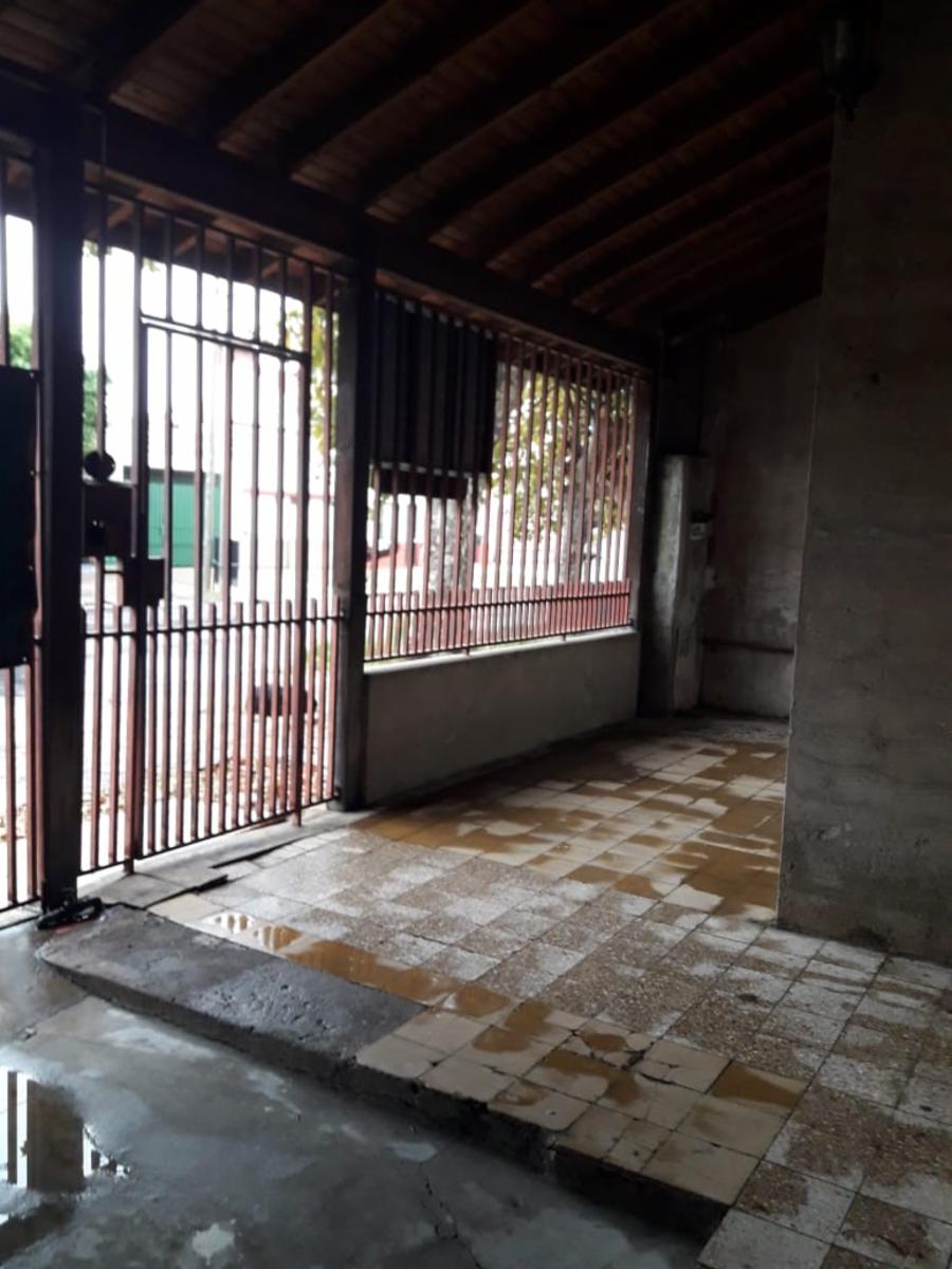 Venta Casa a Reciclar con Estupendo Lote 9,30 X 51 Lanus Este — foto 9