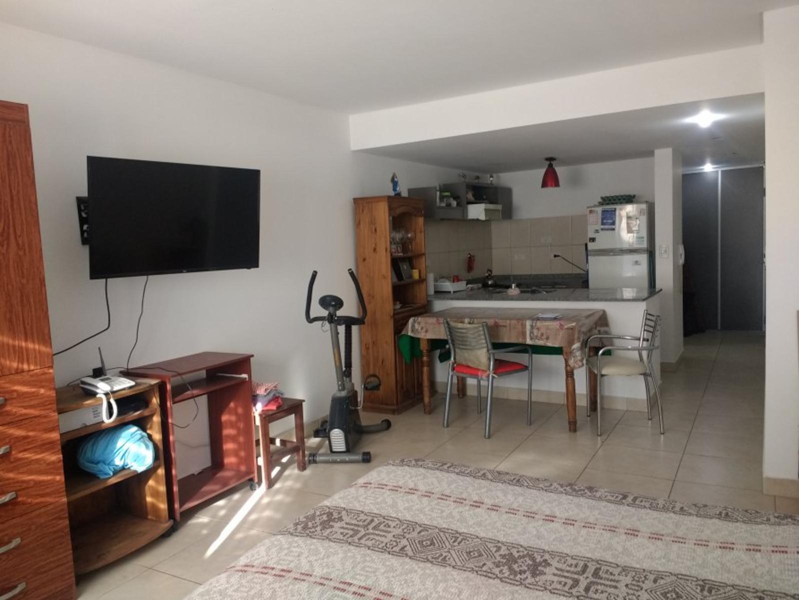Venta hermoso departamento monoambiente centro de Adrogué — foto 4