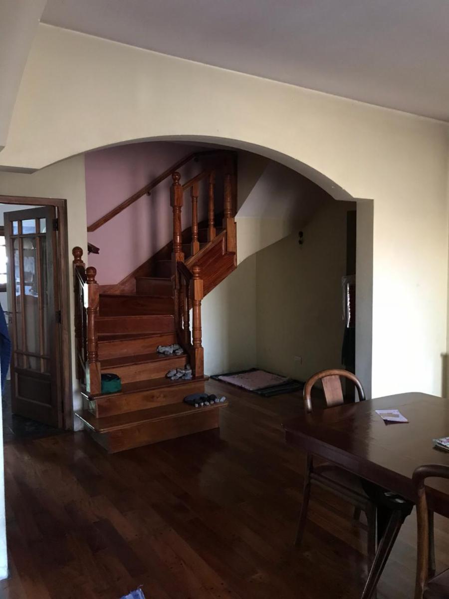 Venta chalet 4 dormitorios y parque Banfield — foto 2