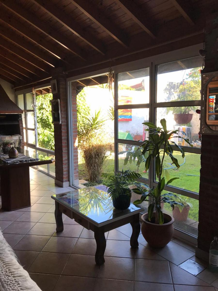 Venta chalet 4 dormitorios y parque Banfield — foto 11