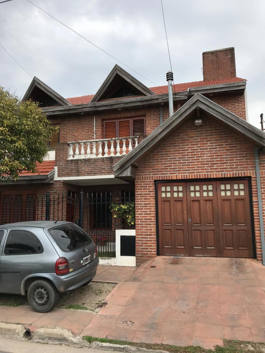 Venta chalet 4 dormitorios y parque Banfield — foto 14