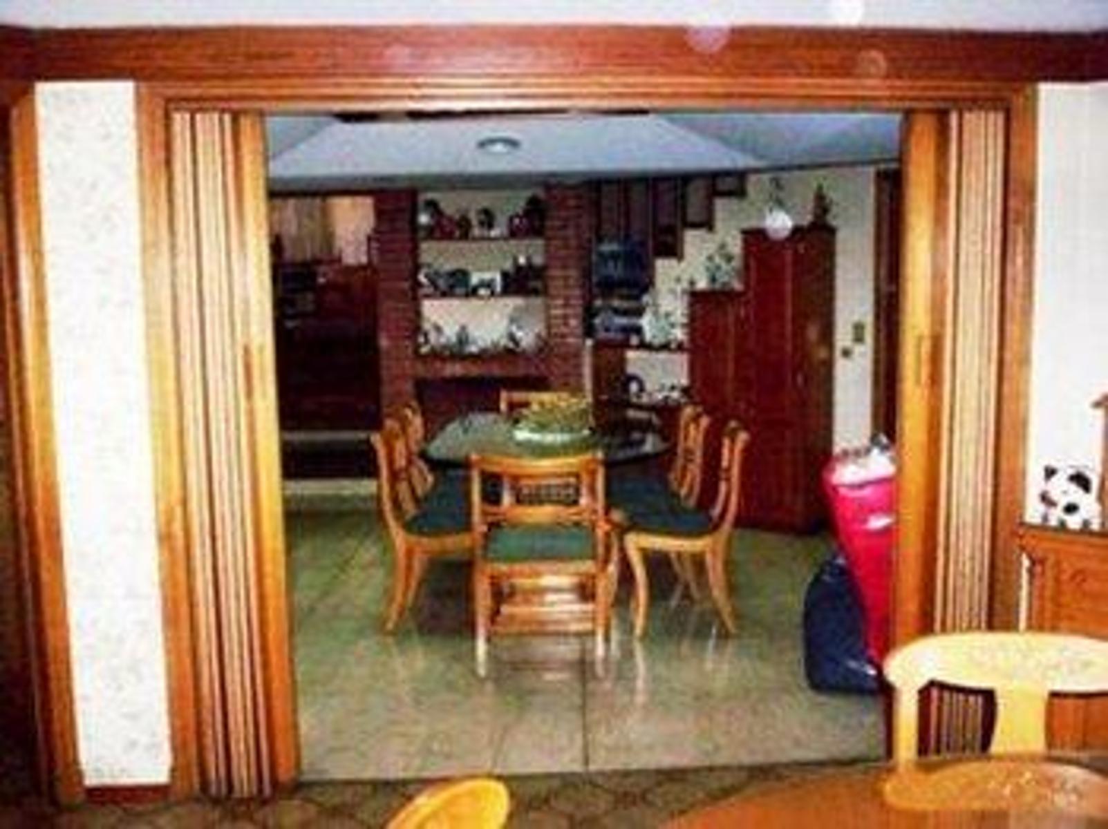 Venta Espectacular Chalet Sobre Importantisimo Lote 20 X 42 — foto 8