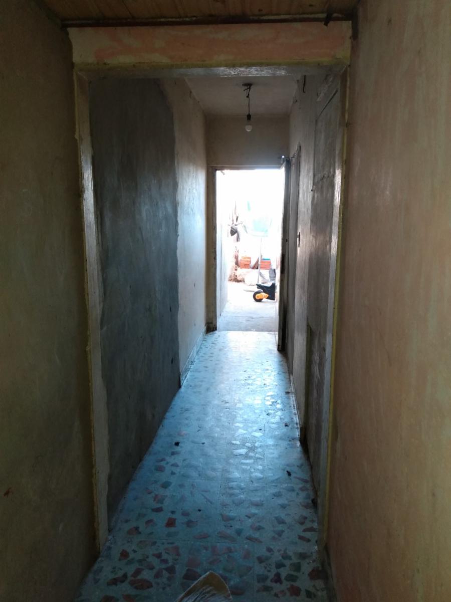 Local/galpon con Vivienda - Venta - Luis Guillon - 14