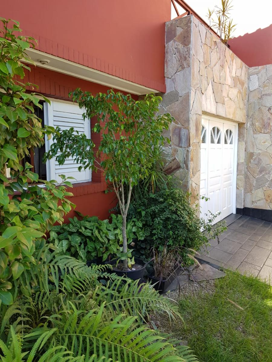 Casa oportunidad venta Lomas de Zamora — foto 6