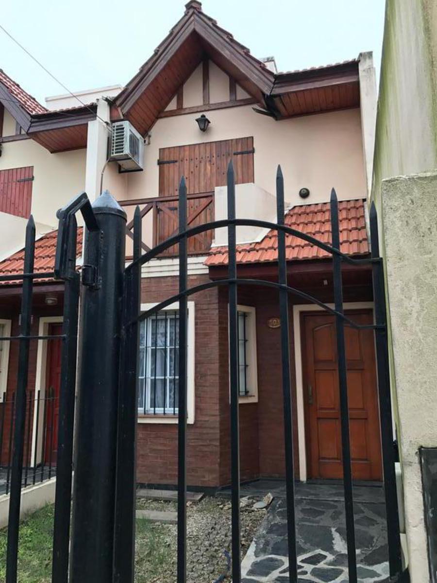 Venta duplex en Temperley