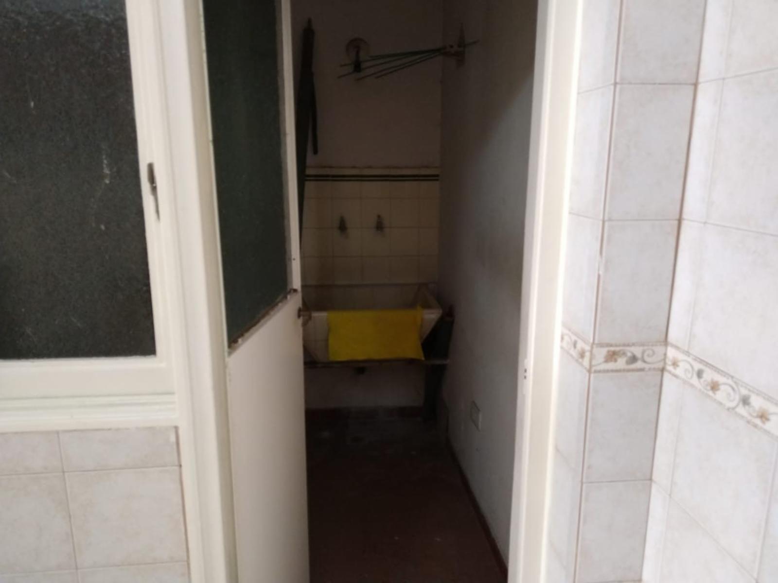 Departamento dos ambientes en venta centro de Monte Grande — foto 5