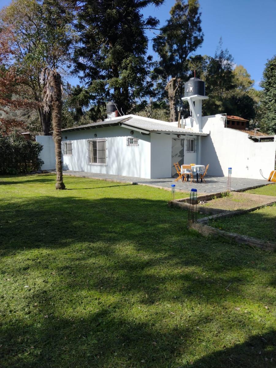 Casa sobre enorme lote en venta en Brandsen - 5