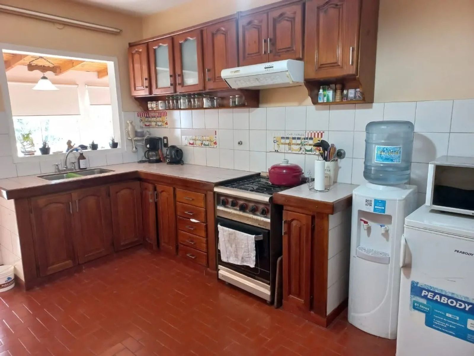 Linda casa en venta con dos dormitorios, parque, parrilla y piscinaLomas de Zamora — foto 8