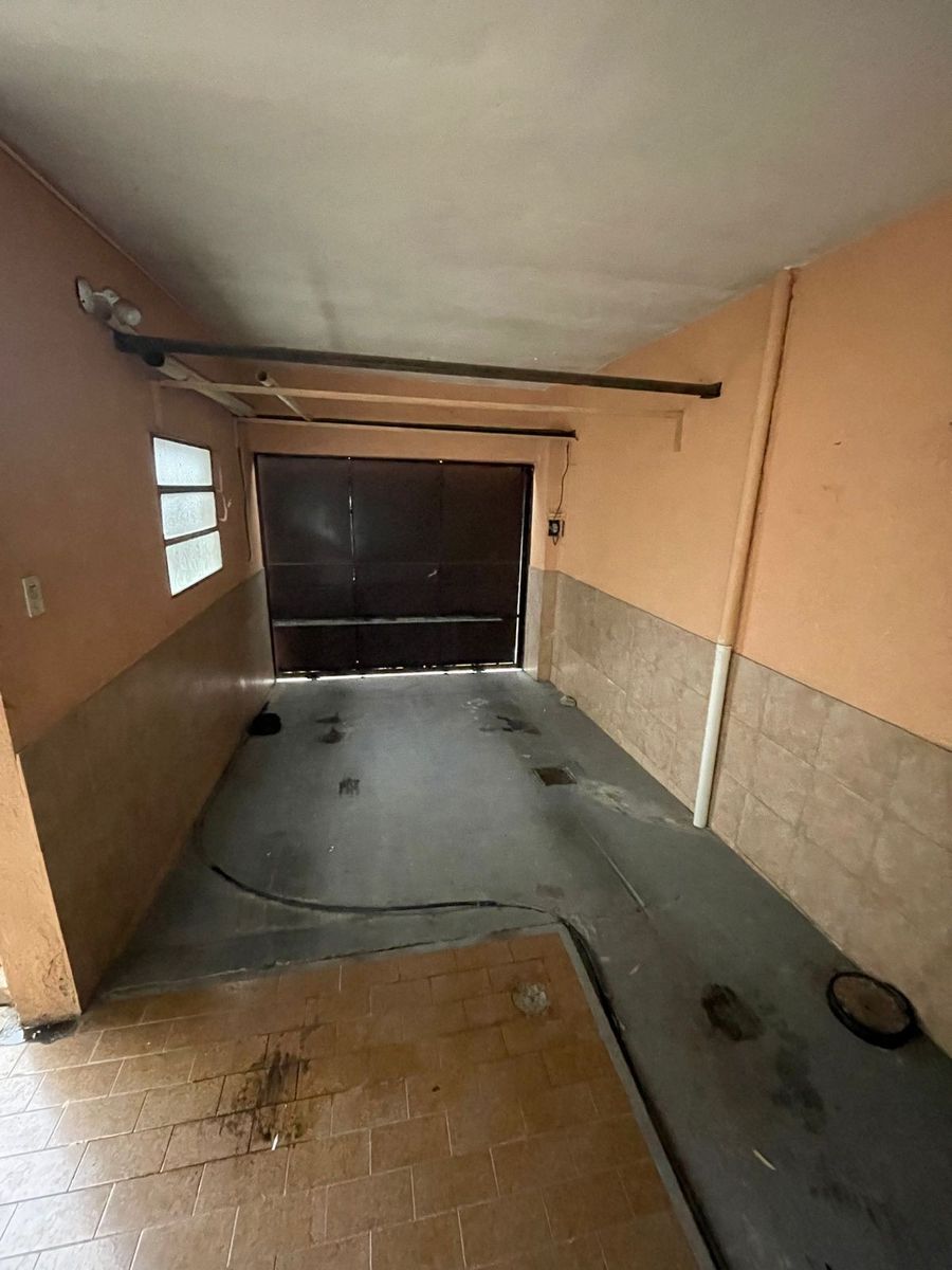 Comoda casa en venta en Lomas de Zamora