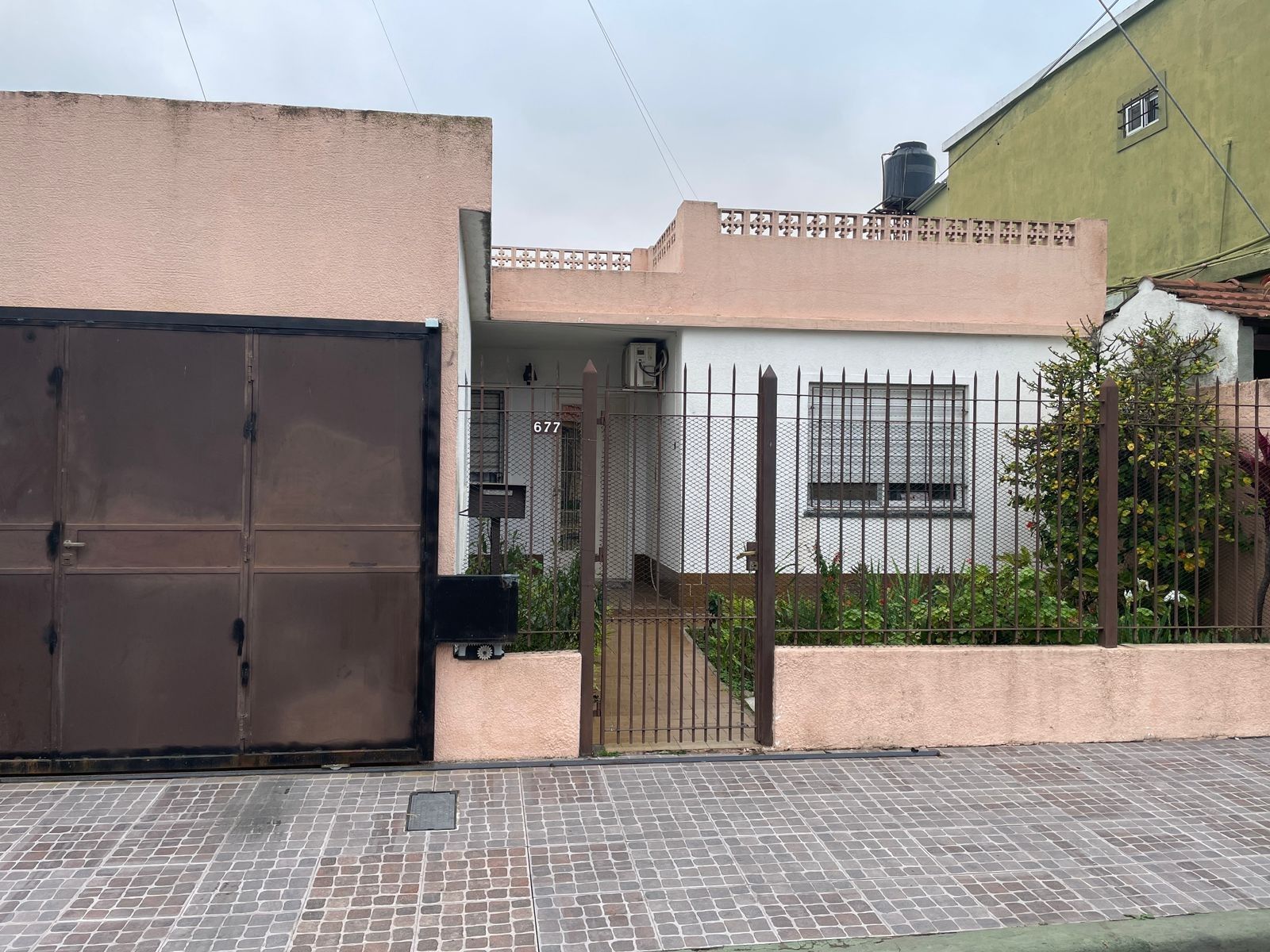 Comoda casa en venta en Lomas de Zamora — foto 2