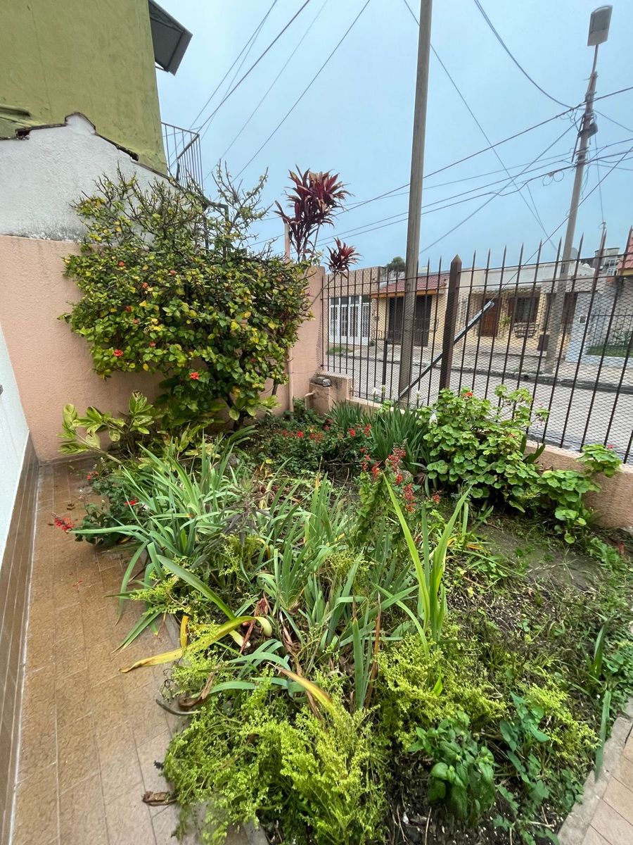 Comoda casa en venta en Lomas de Zamora — foto 5