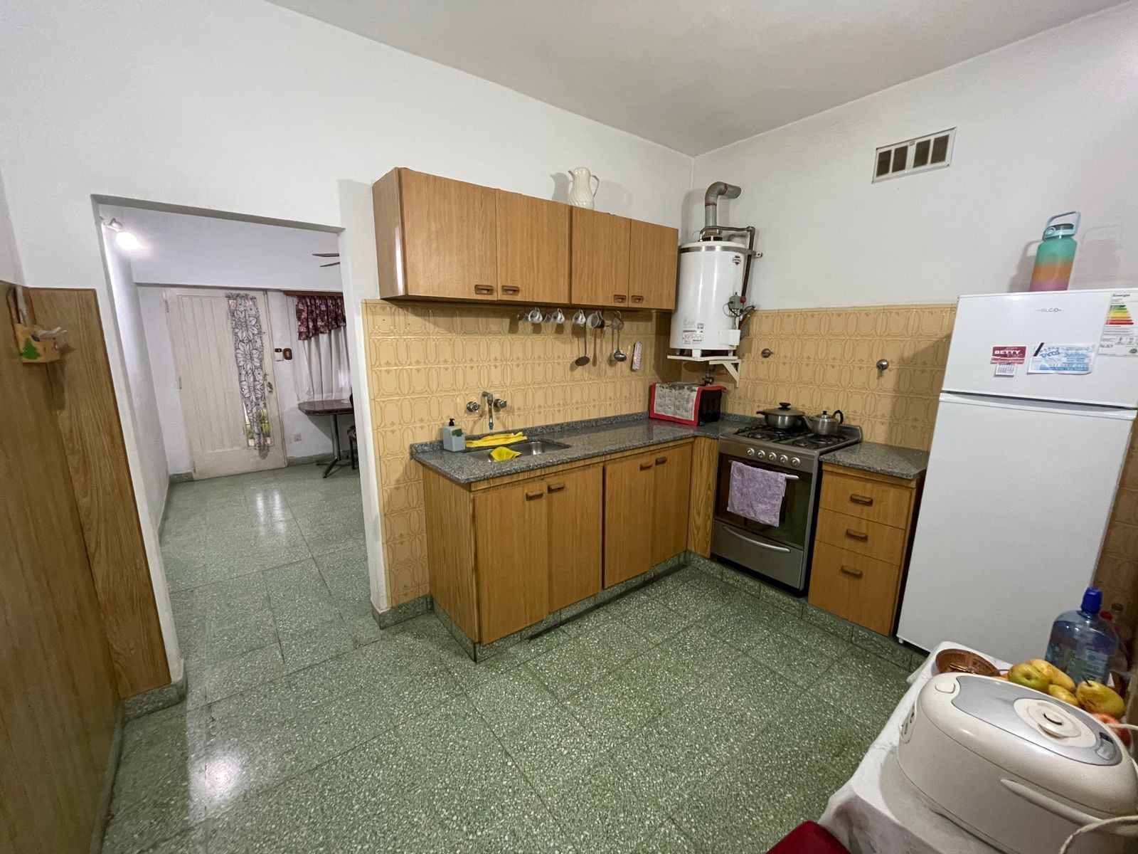 Comoda casa en venta en Lomas de Zamora — foto 9