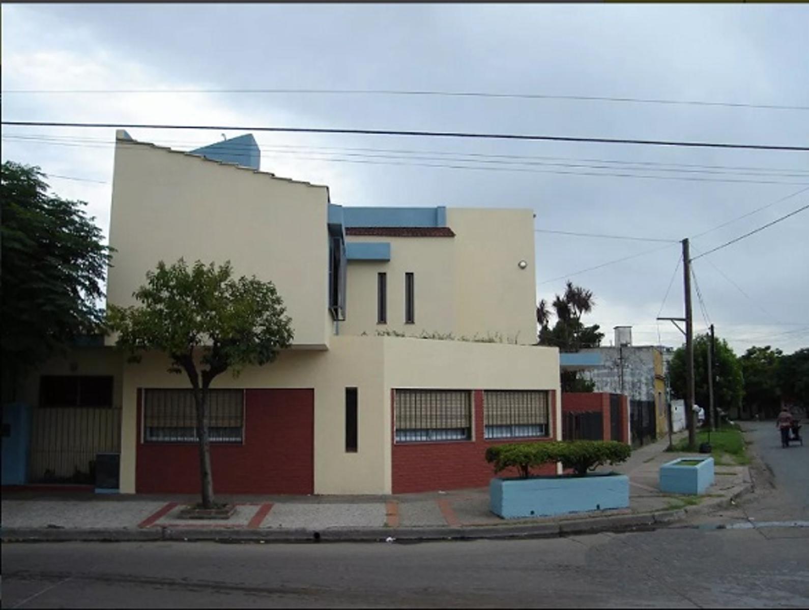 Casa En Venta a 600 mts. de Acceso Oeste y Ruta 23 - Moreno Norte — foto 2