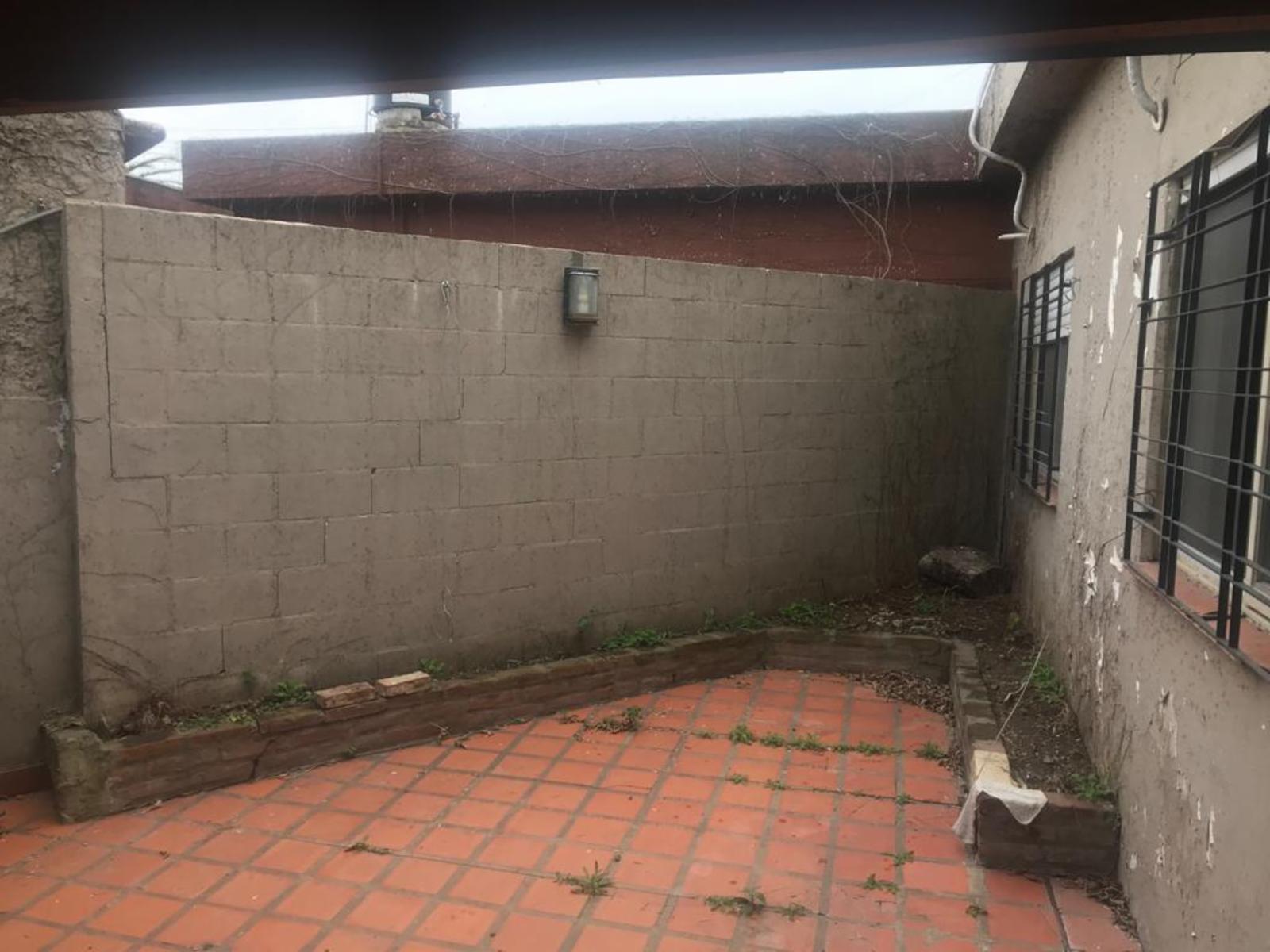 Casa 4 Amb. En Venta. A 100 mts de Santa Rosa - Ituzaingó Norte — foto 7