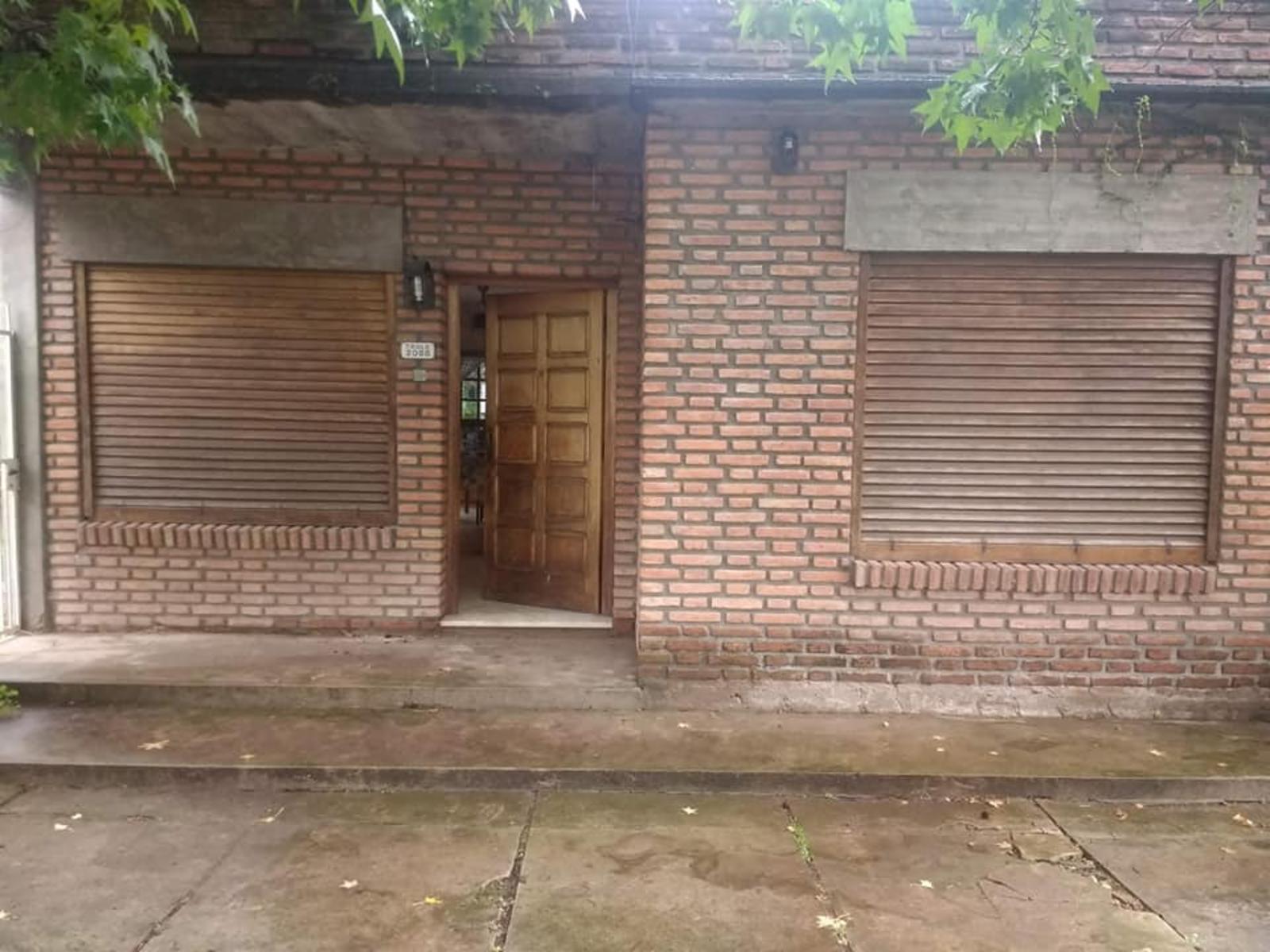 Casa 3 amb. En Venta, y monoambiente. Oportunidad - Ituzaingó *VENDIDA* — foto 2