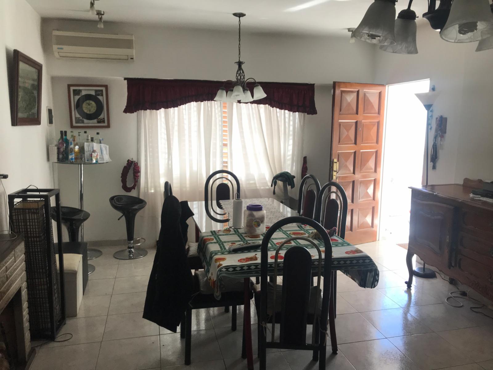 Casa 4 Amb. En Venta y 2 Departamentos a Estrenar - Rafael Castillo — foto 4