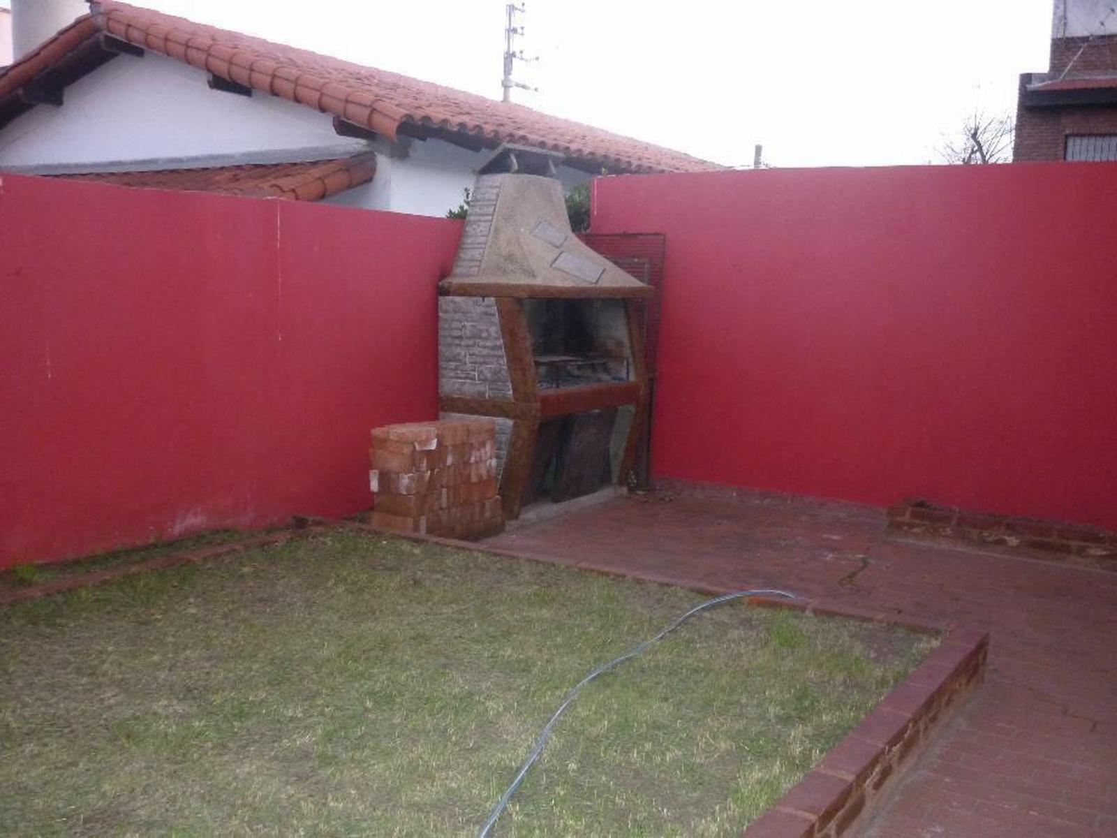 Casa 4 Ambientes PH En Venta - Ituzaingo Norte — foto 2