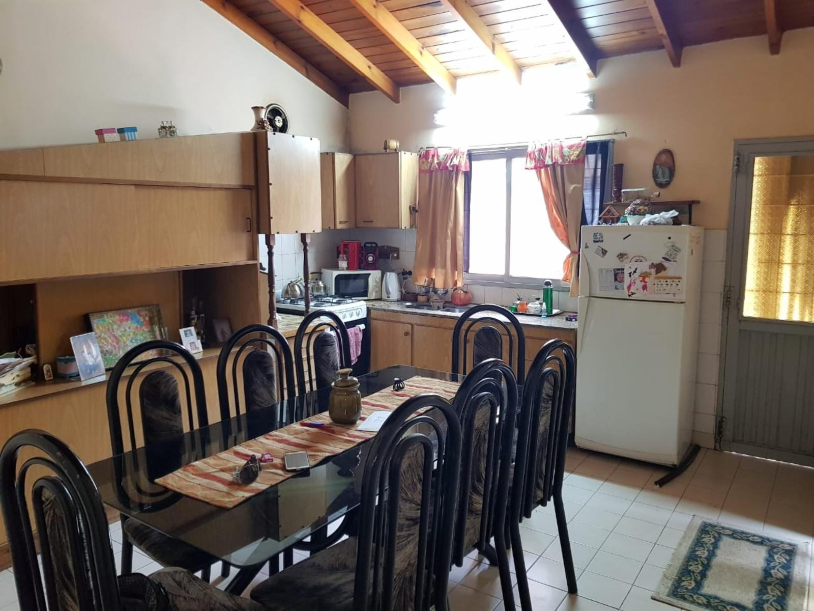 3 Casas De 3 Ambientes Cada Uno En Venta - Francisco Alvarez — foto 4
