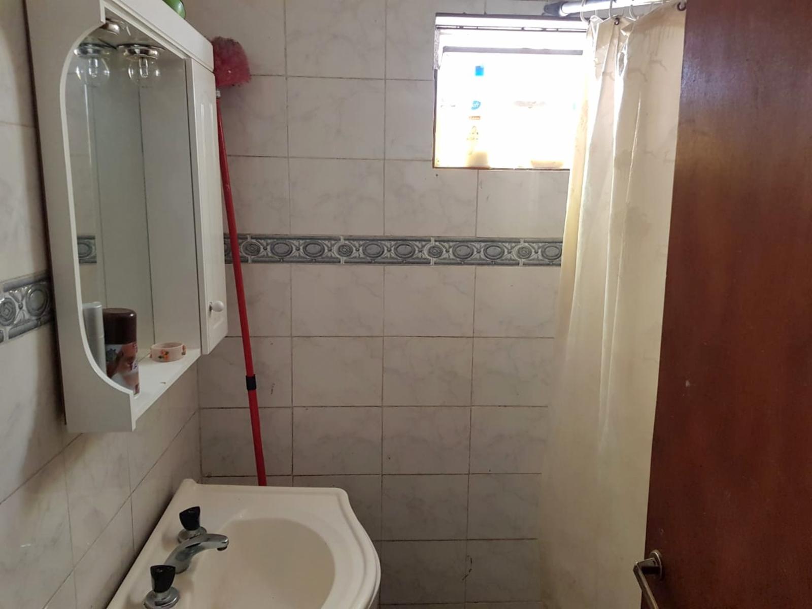 3 Casas De 3 Ambientes Cada Uno En Venta - Francisco Alvarez — foto 15