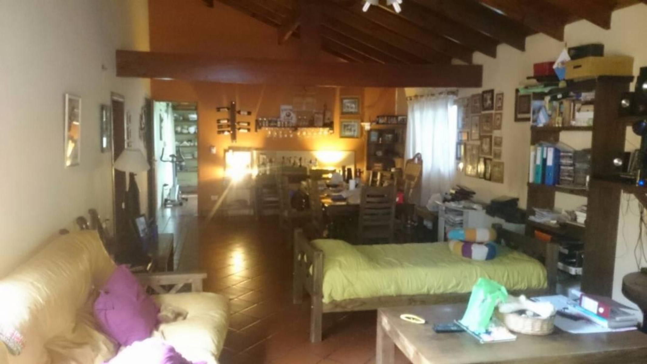 Casa En Venta - Francisco Alvarez — foto 2
