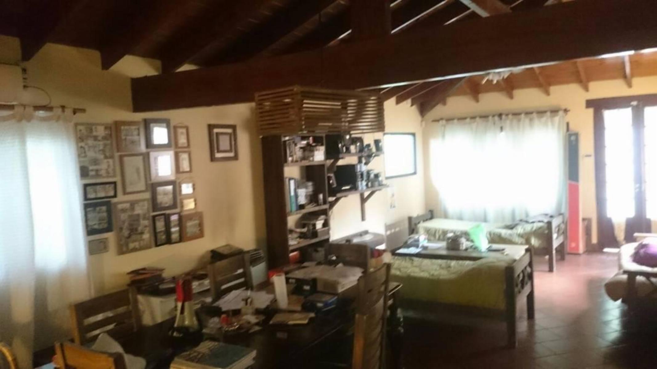 Casa En Venta - Francisco Alvarez — foto 3