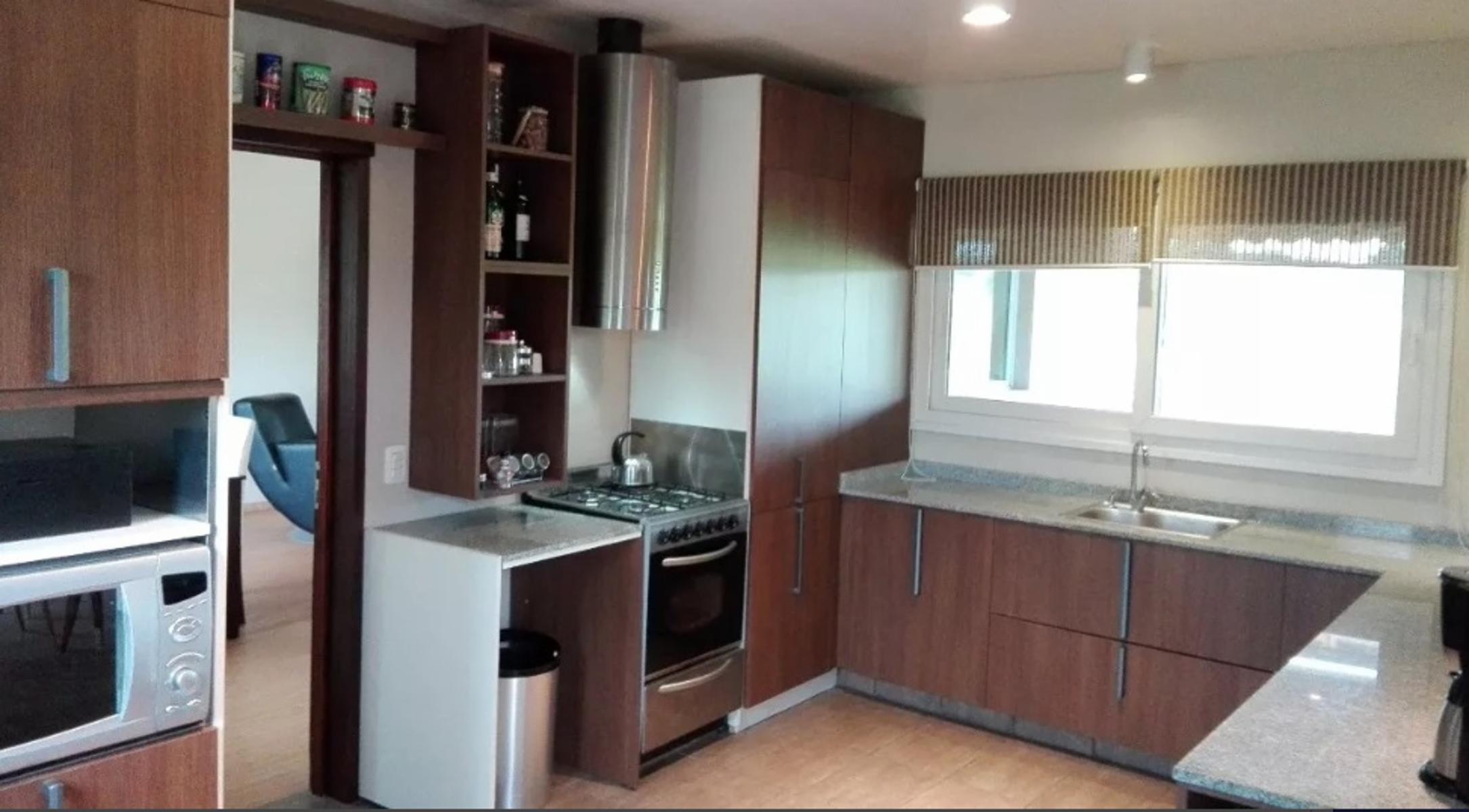 Casa 5 Amb. En Venta Sobre Una Hectárea, Club de Campo La Ranita - Lujan — foto 5