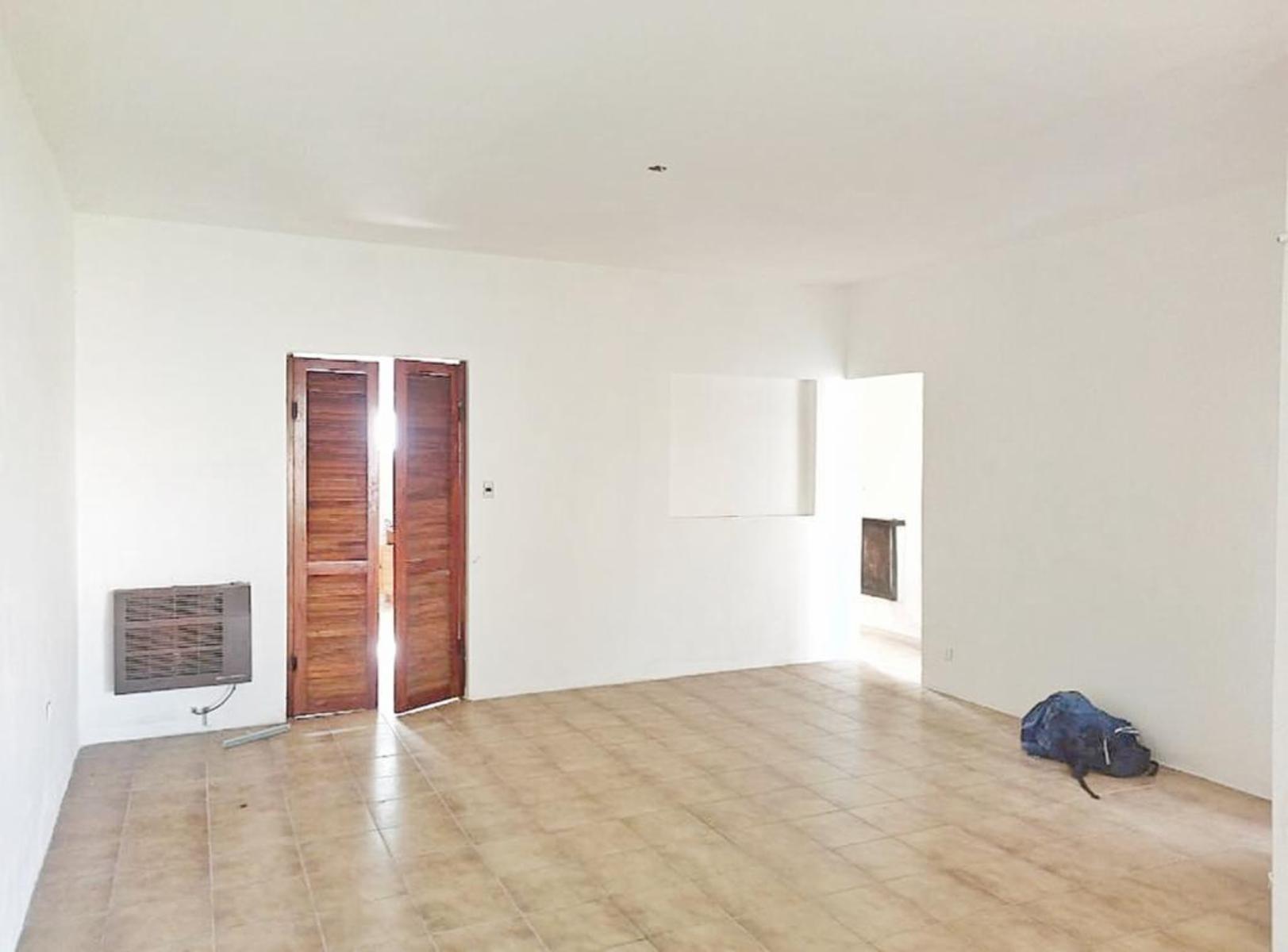 Casa 4 Ambientes y Local En Venta - San Antonio De Padua, Merlo — foto 4