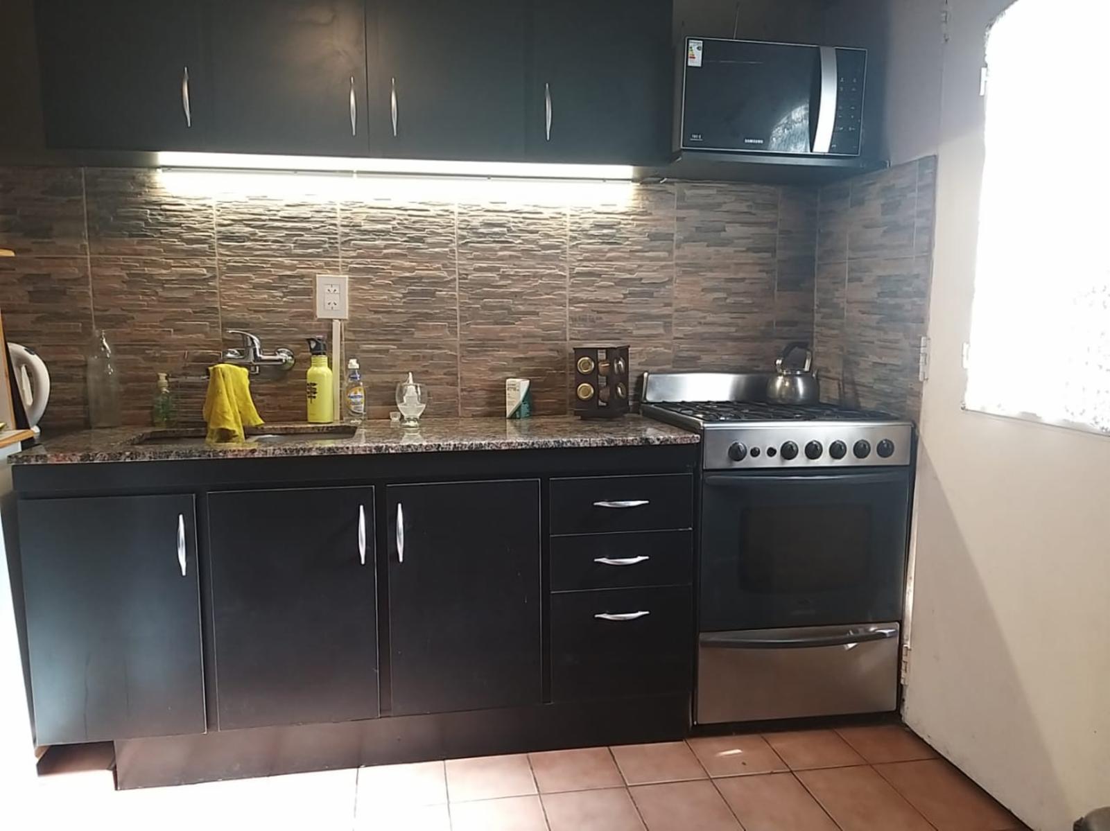 Casa 3 Amb. y Departamento En Venta a 200 mts. Acceso Oeste - Ituzaingo — foto 4