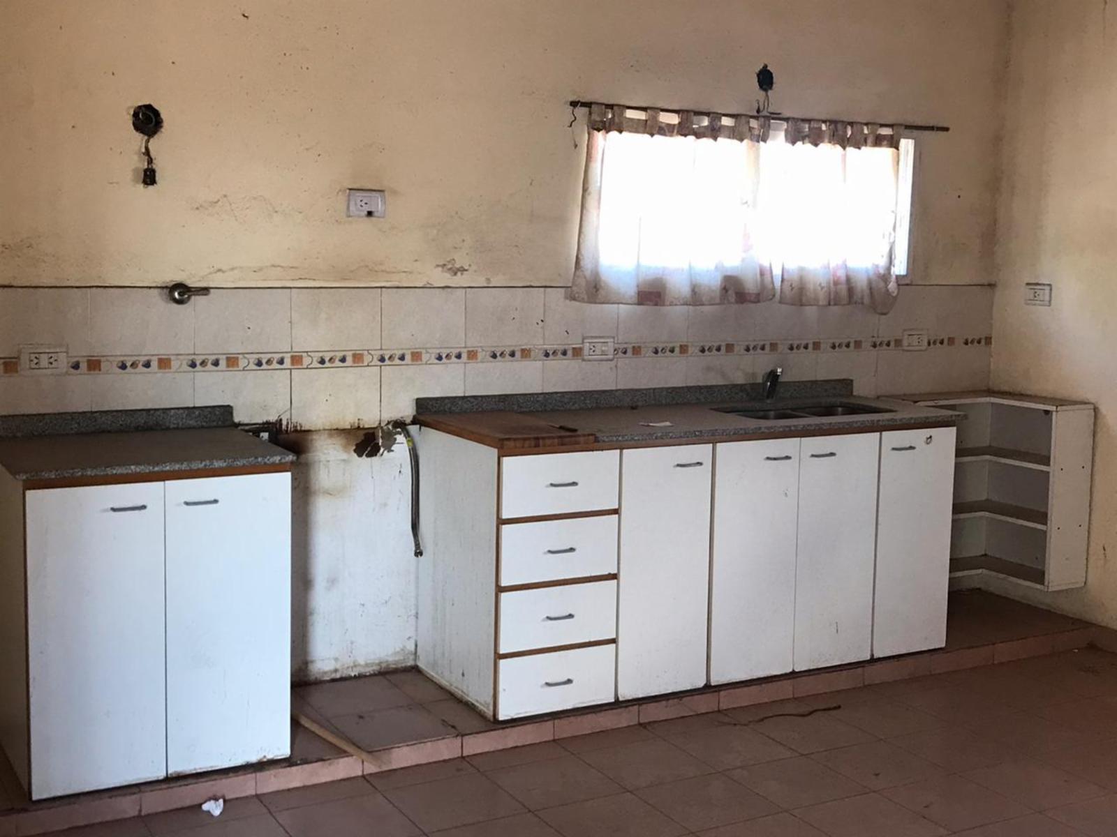5 Locales En Venta y Casa 3 Ambientes Sobre Av. Principal - Moreno Norte — foto 4
