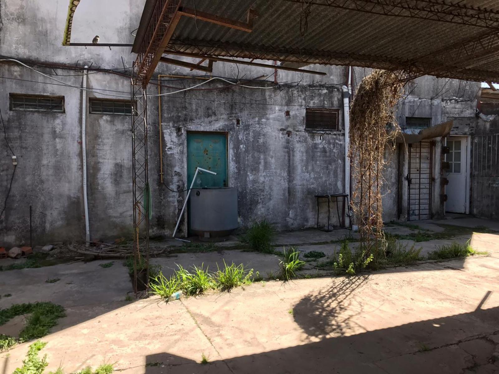 5 Locales En Venta y Casa 3 Ambientes Sobre Av. Principal - Moreno Norte — foto 9