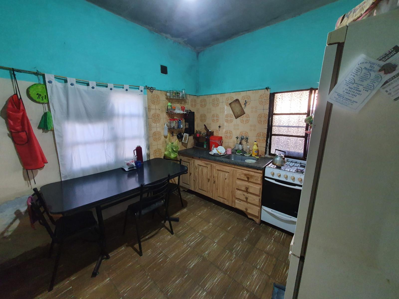 Casa 4 amb. y depto en venta - Moreno — foto 11