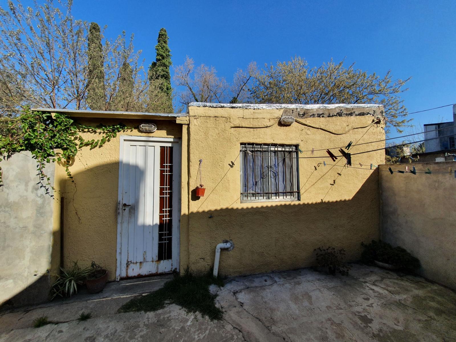 Casa 4 amb. y depto en venta - Moreno — foto 12