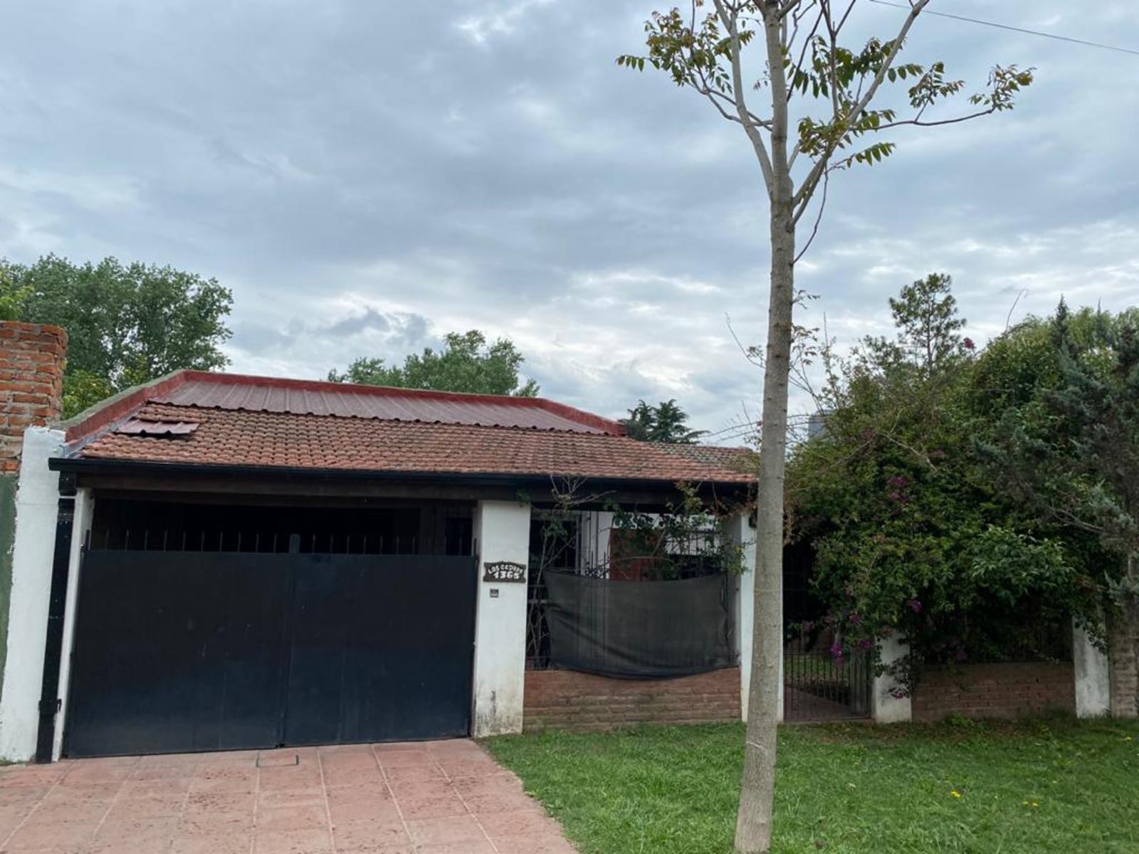 Casa 3 Ambientes En Venta - General Rodríguez