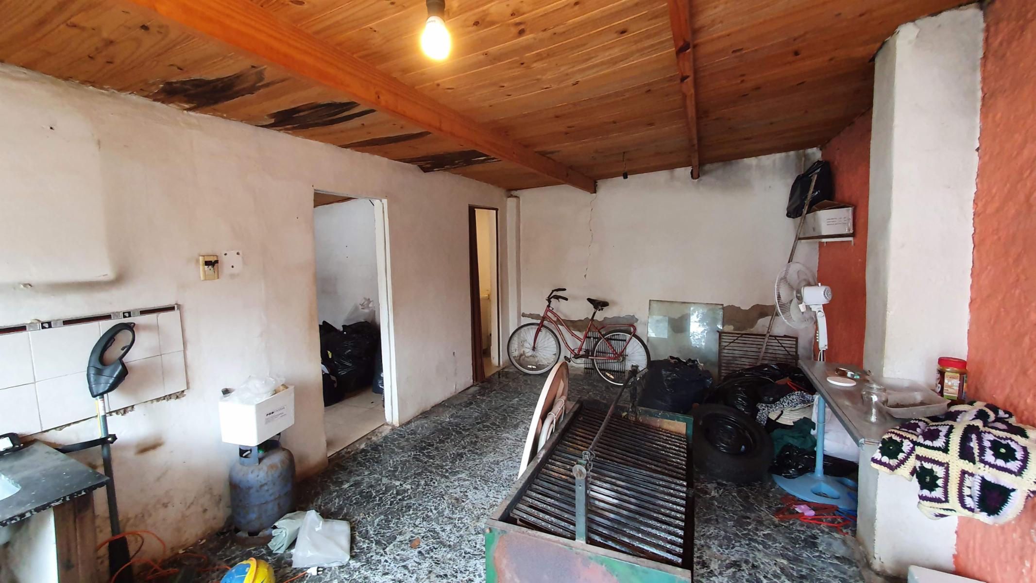 Casa 4 amb y Depto 2 amb. En Venta- Moreno — foto 7