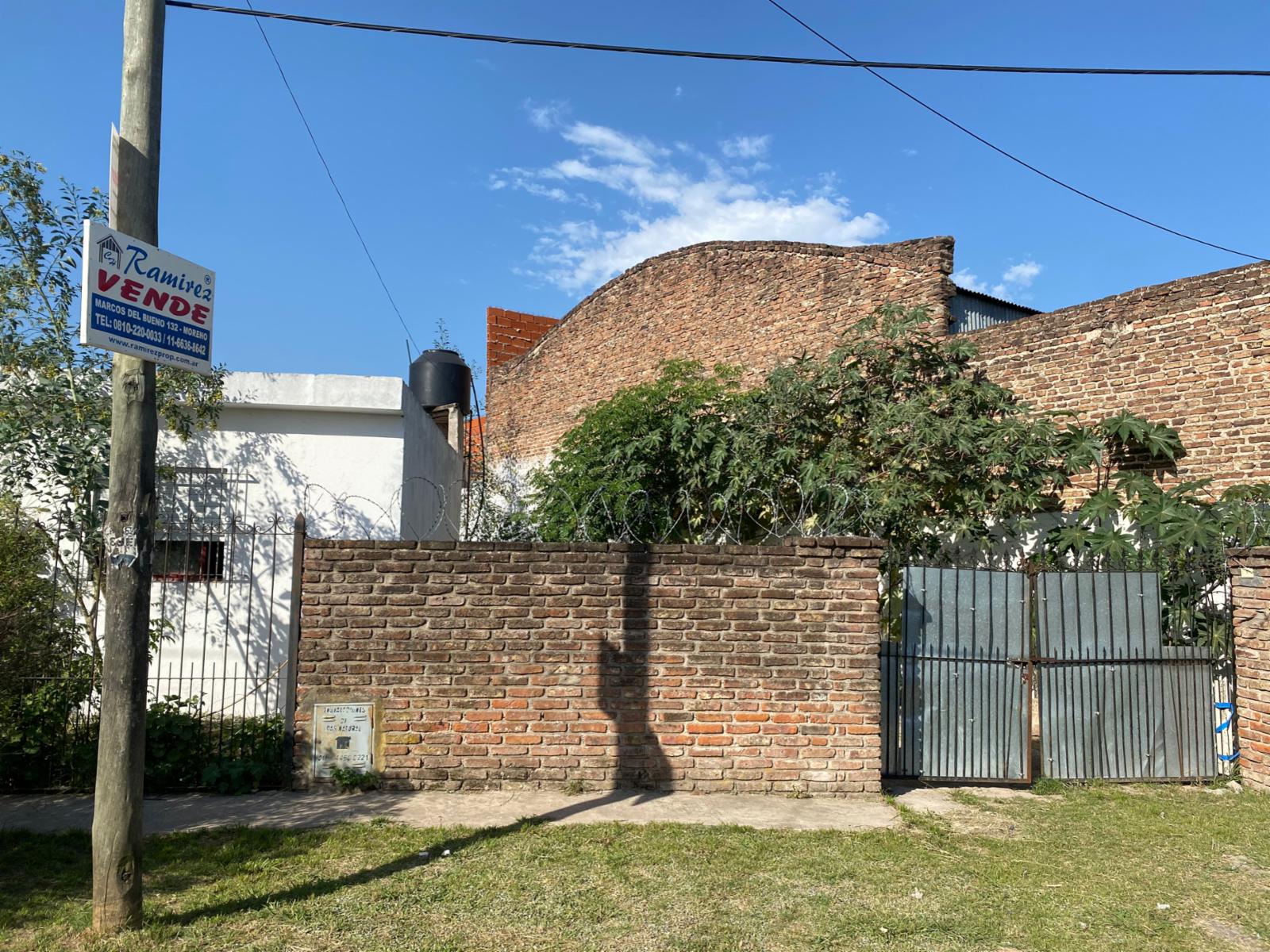 Casa 3 Ambientes En Venta y Departamento, A 50 mts. Ruta 23 - Moreno — foto 3